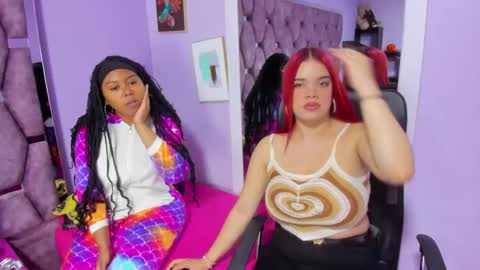 Snapshot of latinas_anales chatting on March 8, 1:57 pm latinas_anales online show from March 8, 1:57 pm
