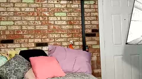 Snapshot of latinatgirldoll chatting on November 24, 7:30 am latinatgirldoll online show from November 24, 7:30 am