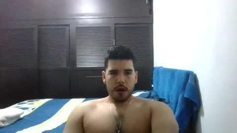 Snapshot of latinbeardcali chatting on March 17, 1:36 pm latinbeardcali online show from March 17, 1:36 pm