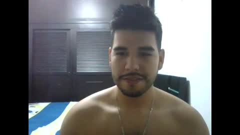 Snapshot of latinbeardcali chatting on March 18, 2:20 pm latinbeardcali online show from March 18, 2:20 pm