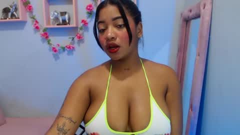 latinbrunett1 online show from July 20, 9:50 pm