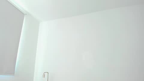 Snapshot of latinevil chatting on December 18, 6:25 pm Mistress Maddie and Master Jordan online show from December 18, 6:25 pm