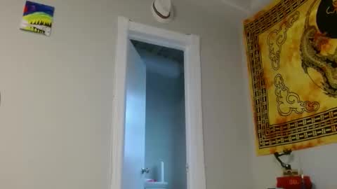 Snapshot of latinfyre chatting on January 31, 7:11 pm Chris online show from January 31, 7:11 pm