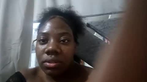 Snapshot of latinhoney487 chatting on March 21, 12:04 am Latinhoney487 online show from March 21, 12:04 am