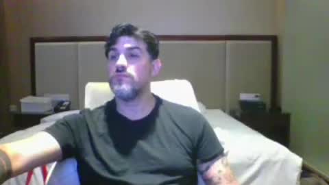 latinmaduro33 online show from July 9, 4:44 pm