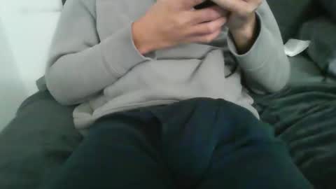 Snapshot of latinman7945 chatting on January 15, 7:46 am latinman7945 online show from January 15, 7:46 am