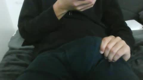 Snapshot of latinman7945 chatting on February 3, 7:02 am latinman7945 online show from February 3, 7:02 am