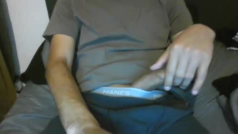 Snapshot of latinman7945 chatting on July 15, 7:13 am latinman7945 online show from July 15, 7:13 am