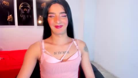 latinmia23hot online show from February 25, 7:31 am