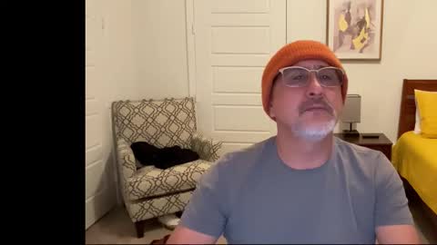 Snapshot of latinnous chatting on January 7, 4:59 am QS - INDEPENDENT MODEL online show from January 7, 4:59 am