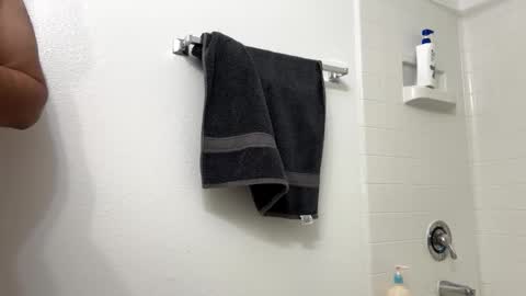 latinoforasian online show from January 6, 10:19 am