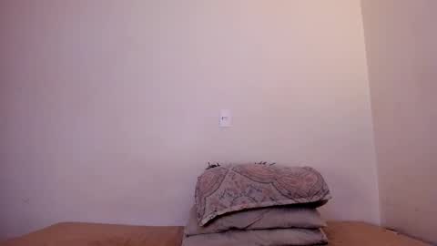 latinsecretfantasy online show from February 4, 8:03 pm