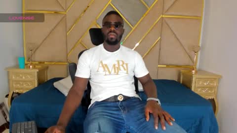 LEANDRO online show from October 27, 3:10 am