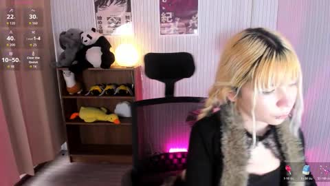 laukyubey1 online show from February 13, 7:32 pm