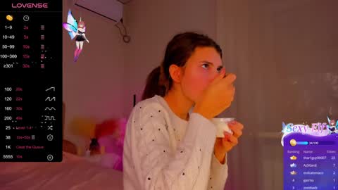 Laura online show from December 9, 9:17 am
