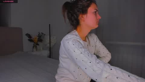 Laura online show from December 23, 6:22 am