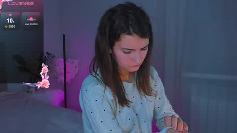 Laura online show from December 23, 9:38 am