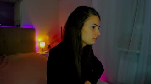 Laura online show from September 14, 5:17 am