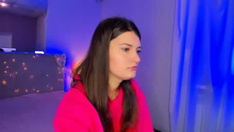 Laura online show from April 30, 5:25 am
