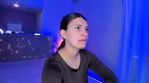 Laura online show from May 4, 4:52 am