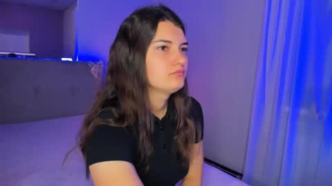 Laura online show from May 17, 4:54 am