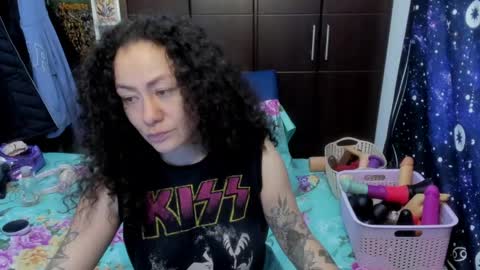  Wen  online show from May 6, 9:42 pm