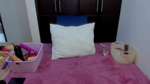  Wen  online show from May 21, 3:08 pm