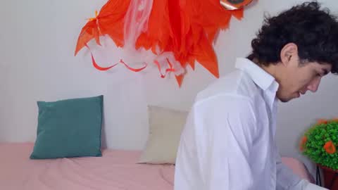 laura_and_kevin online show from October 17, 4:20 pm