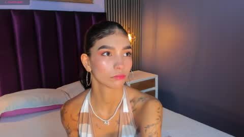 Laura online show from May 5, 11:51 am