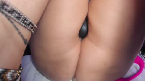 Lura online show from March 1, 6:21 pm