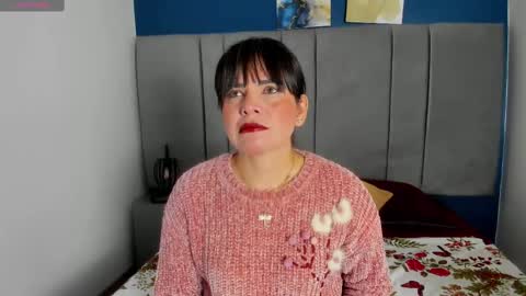 Snapshot of laura_hotties chatting on October 8, 1:20 pm laura hotties online show from October 8, 1:20 pm