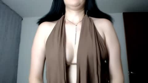 Laura online show from May 17, 12:41 am