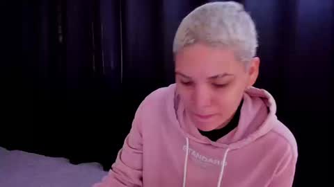 Laura Rose online show from September 20, 3:57 pm