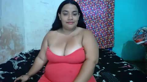Snapshot of laura_sofia23 chatting on February 26, 5:34 pm laura_sofia23 online show from February 26, 5:34 pm