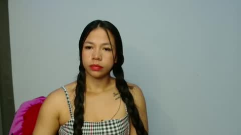 lauracb          online show from April 9, 4:12 am