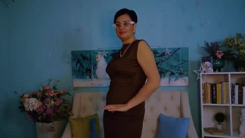 lauradavidsons online show from September 19, 5:24 pm