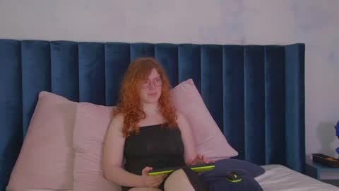Snapshot of lauradennis chatting on May 12, 4:59 pm Laura online show from May 12, 4:59 pm