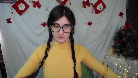 Laura online show from December 15, 7:13 am