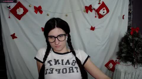Laura online show from January 7, 8:45 am