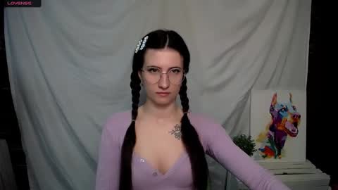 Laura online show from March 6, 8:19 am