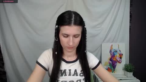 Laura online show from March 9, 9:35 am