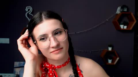 Laura online show from March 11, 3:23 pm