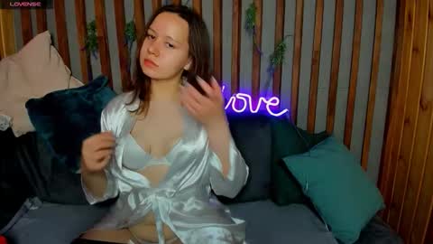 Laura online show from September 23, 9:01 am