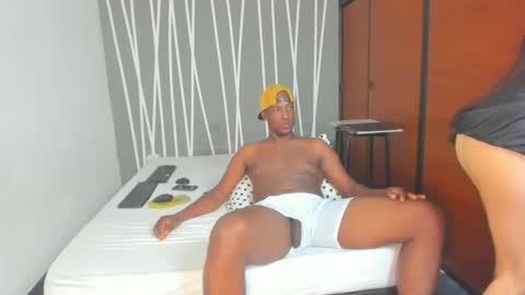 laura online show from February 20, 12:38 pm