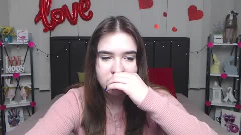 LauraHlot online show from March 4, 12:50 am