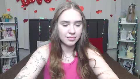 LauraHlot online show from May 26, 6:42 am