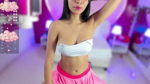 Laura MartinGMT-5 2200-0600 online show from December 10, 6:54 am