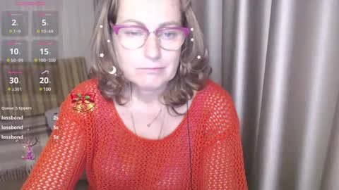 Snapshot of lauraoven1 chatting on December 1, 7:36 pm Lauraoven1 online show from December 1, 7:36 pm