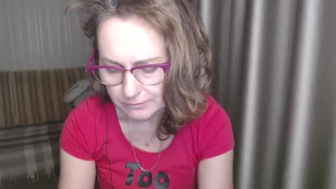 Snapshot of lauraoven1 chatting on January 12, 6:16 pm Lauraoven1 online show from January 12, 6:16 pm