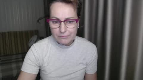 Snapshot of lauraoven1 chatting on January 14, 5:45 pm Lauraoven1 online show from January 14, 5:45 pm